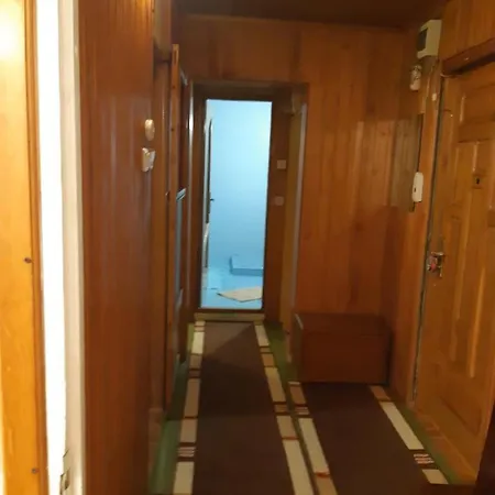 Apartament 2 *